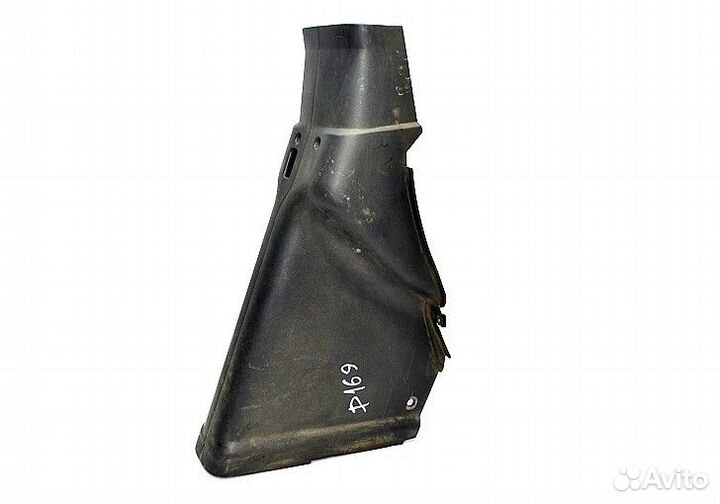 Пластиковая крышка торпеды у подножья водителя DAF