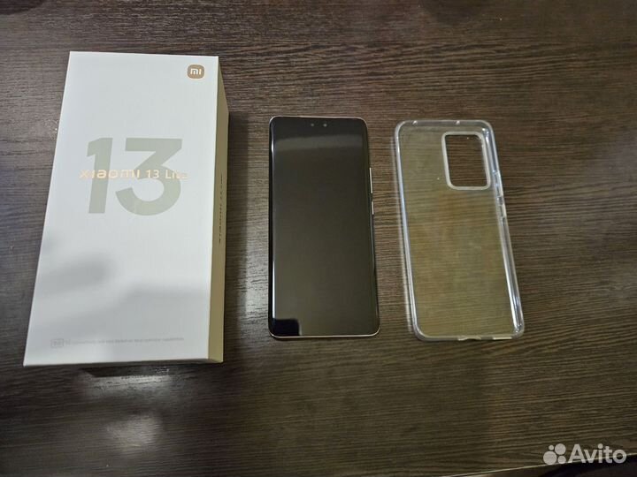 Xiaomi 13 Lite, 8/256 ГБ
