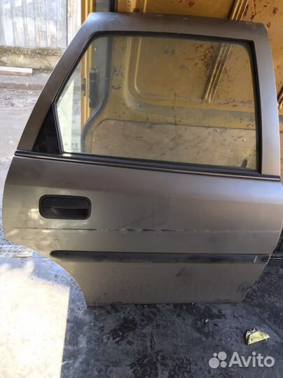 Двери Opel Vectra