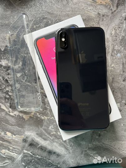 iPhone X, 64 ГБ