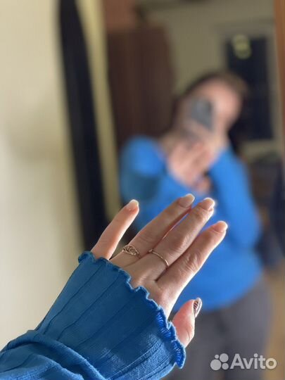 Пуловер женский 42