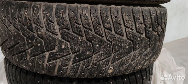 Hankook Winter I'Pike RS2 W429 215/65 R16 102T