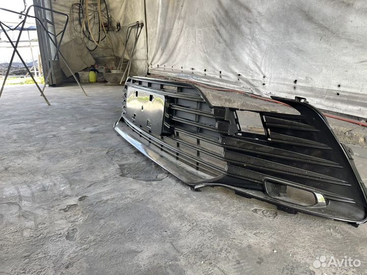 Решетка на camry 70