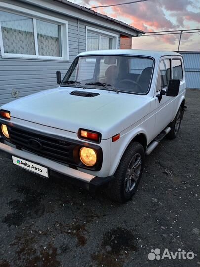 LADA 4x4 (Нива) 1.7 МТ, 1995, 180 000 км
