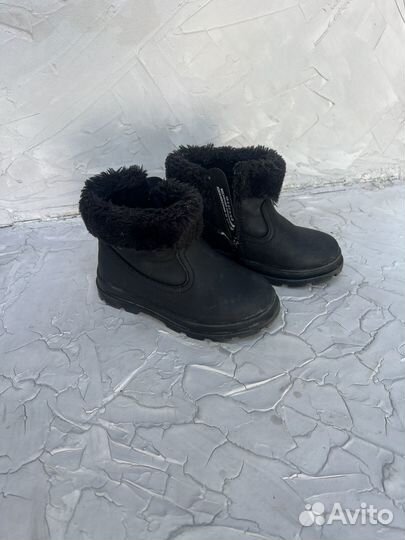 Ботинки детские 25 размер