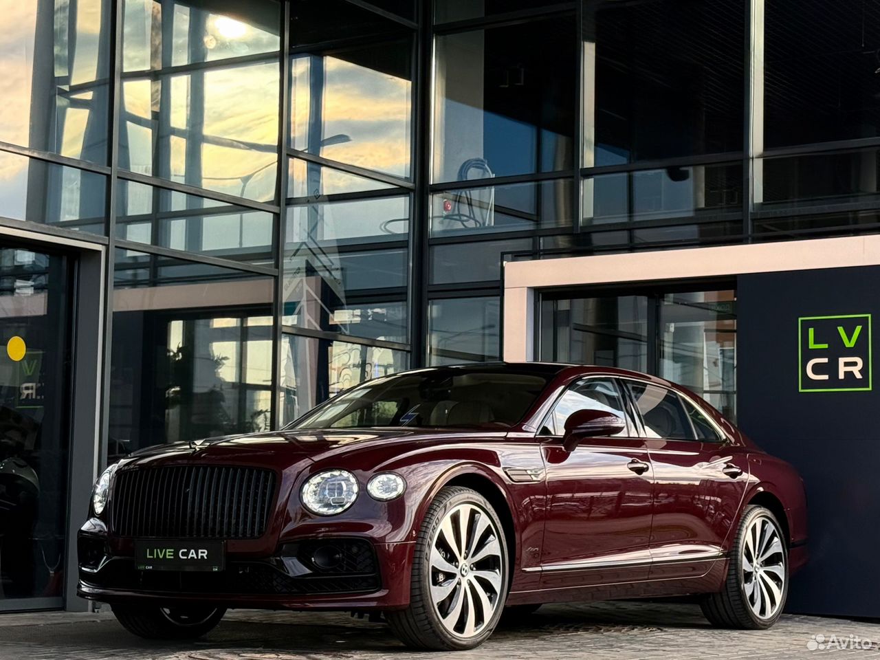 Bentley Flying Spur 4.0 AMT, 2024