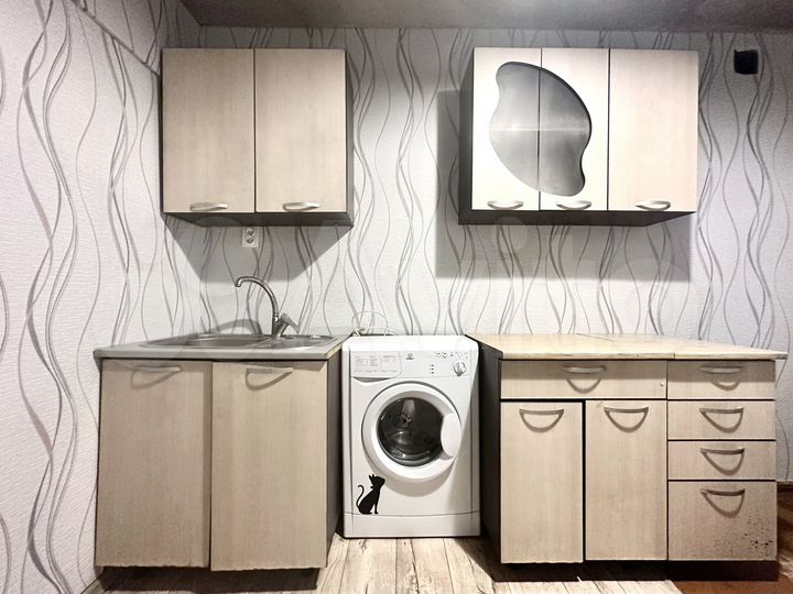 2-к. квартира, 50 м², 1/2 эт.