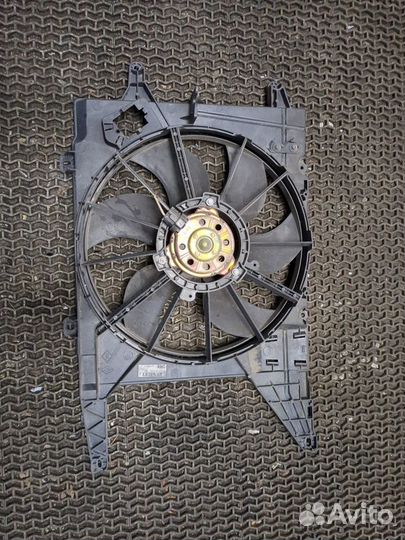 Вентилятор радиатора Renault Megane, 2001