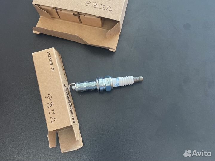 Свечи зажигания 1884610060