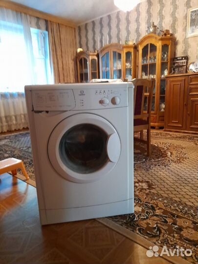Стиральная машина indesit на запчасти