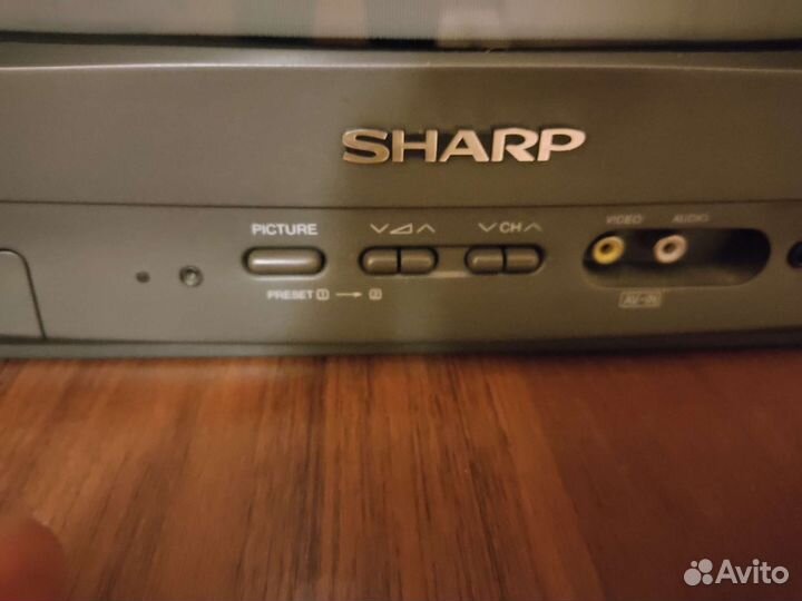 Телевизор Sharp 14D2-GA