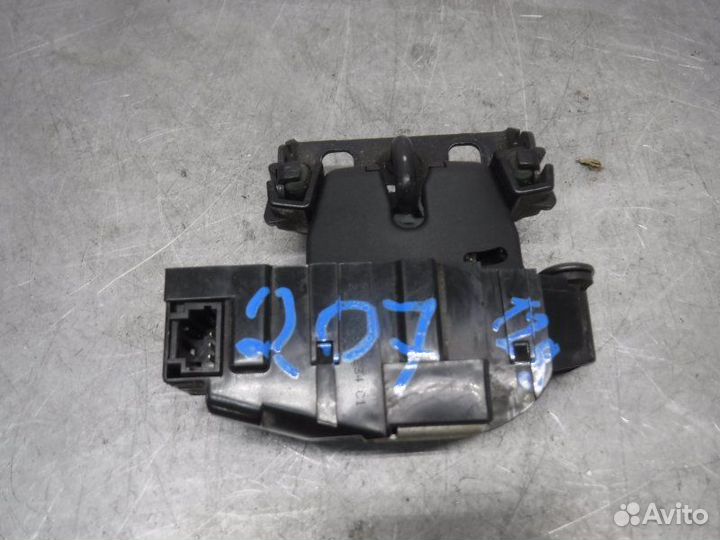 Замок багажника Peugeot 207 ET3J4 2008