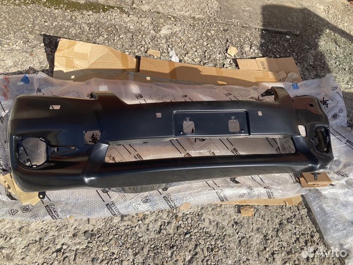 Бампер передний оригинал Toyota Rav4 30 2010-2012