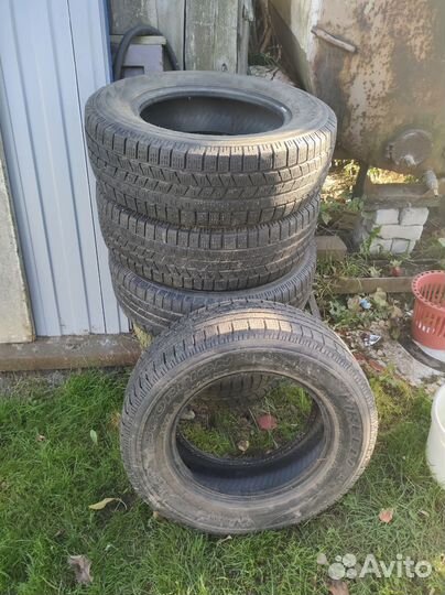 Pirelli Scorpion Ice&Snow 215/70 R16
