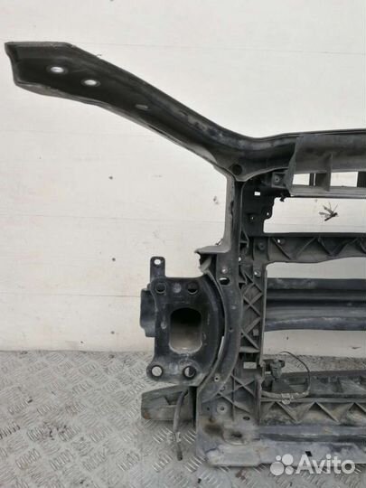 Панель для Volkswagen Golf 5