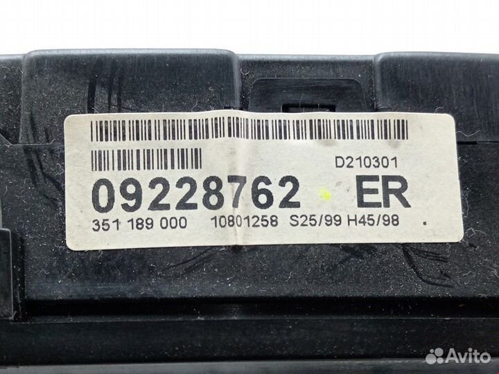 Панель для Opel Zafira A