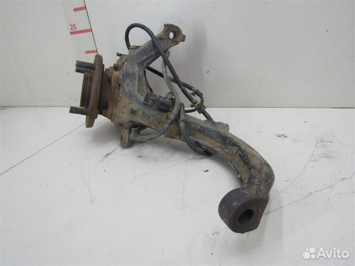 Кулак поворотный передний правый Mitsubishi Galan