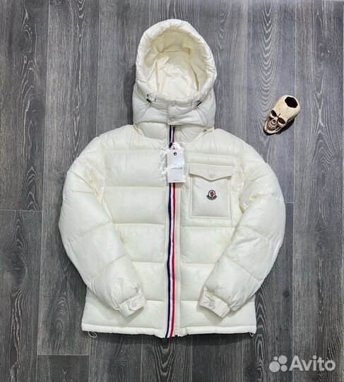 Пуховик Moncler