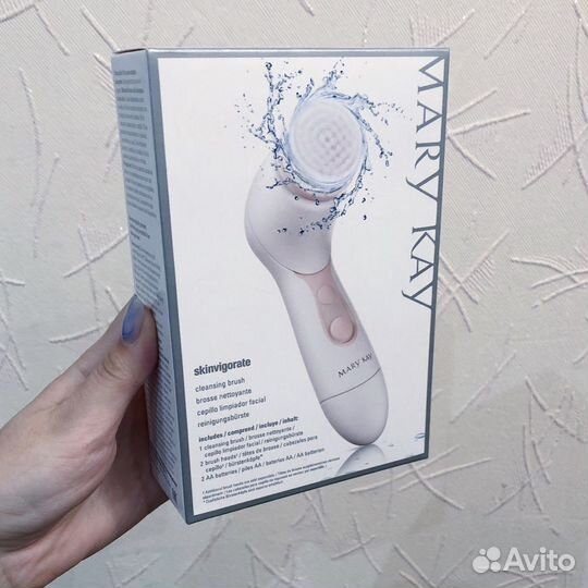 Щетка для глубокого очищения лица и массажа