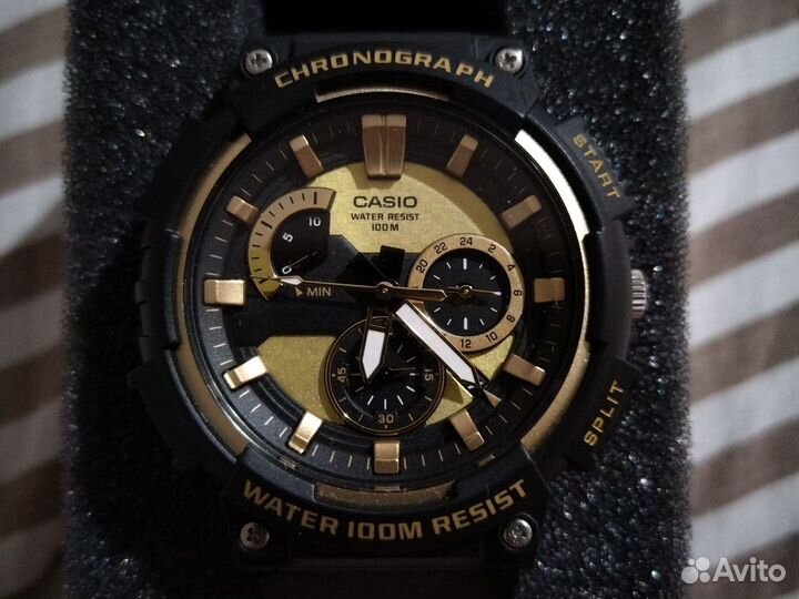 Наручные часы Casio Collection MCW-200H-9A