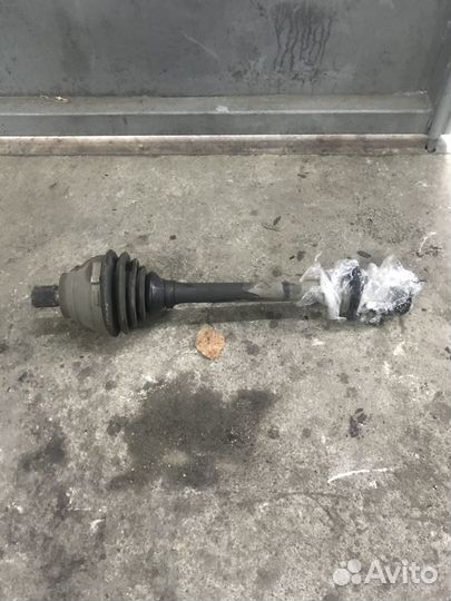 Привод перед левый шкода октавия А5 2012