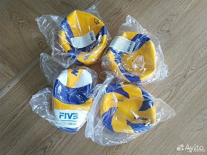 Мяч волейбольный mikasa V200W новый проф