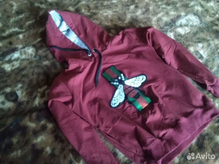 Кофта спортивная