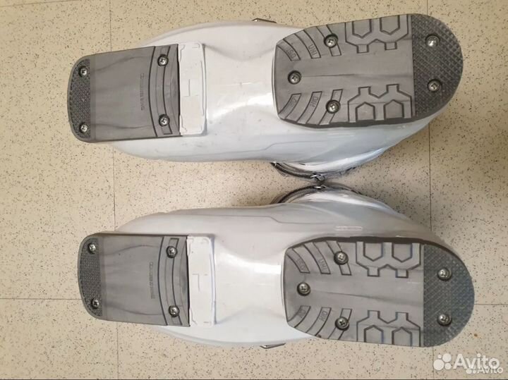 Горнолыжные ботинки Tecnica 25.5 (39 размер)