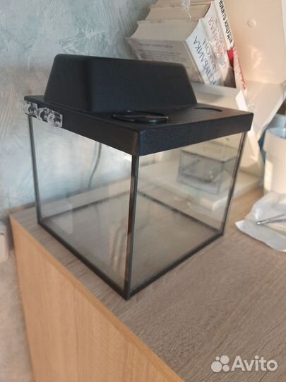 Аквариум с фильтром и светом