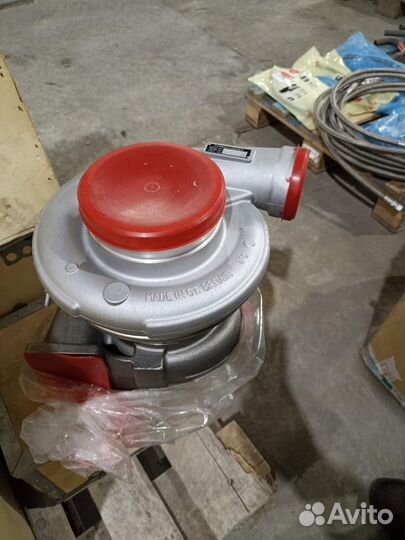 Турбокомпрессор HX80 Cummins