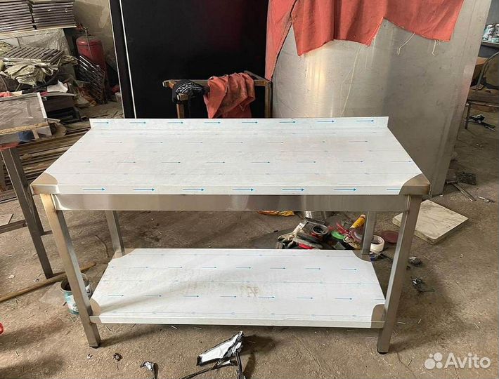 Стол производственный для кафе