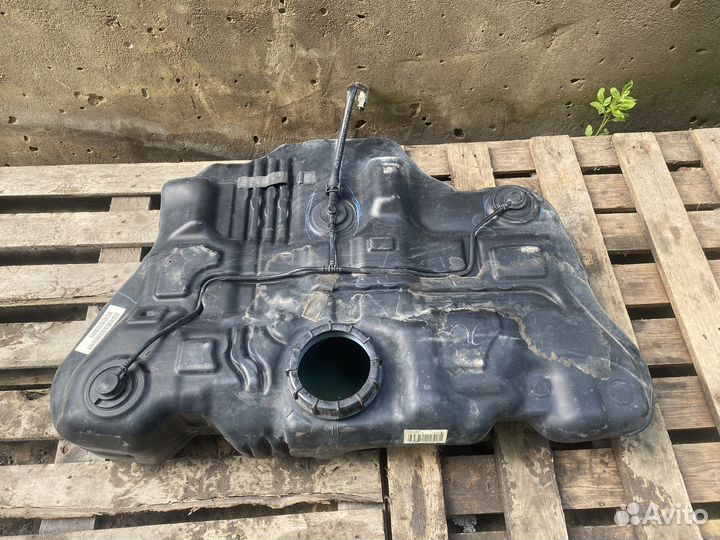 Топливный бак,бензобак Ford Mondeo 4