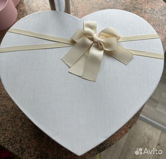 Коробка подарочная