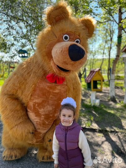 Белый медведь на праздник