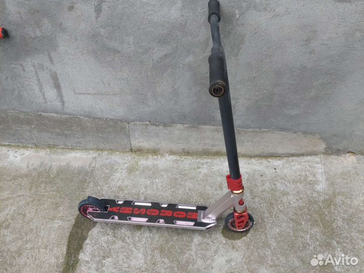 Трюковой самокат