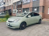 Toyota Prius 1.5 CVT, 2006, 400 000 км, с пробегом, цена 555 000 руб.