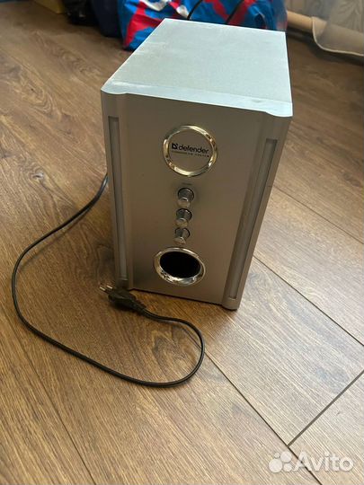 Сабвуфер defender