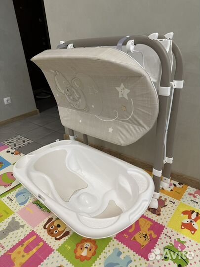 Ванночка для купания с пеленальным столиком CAM