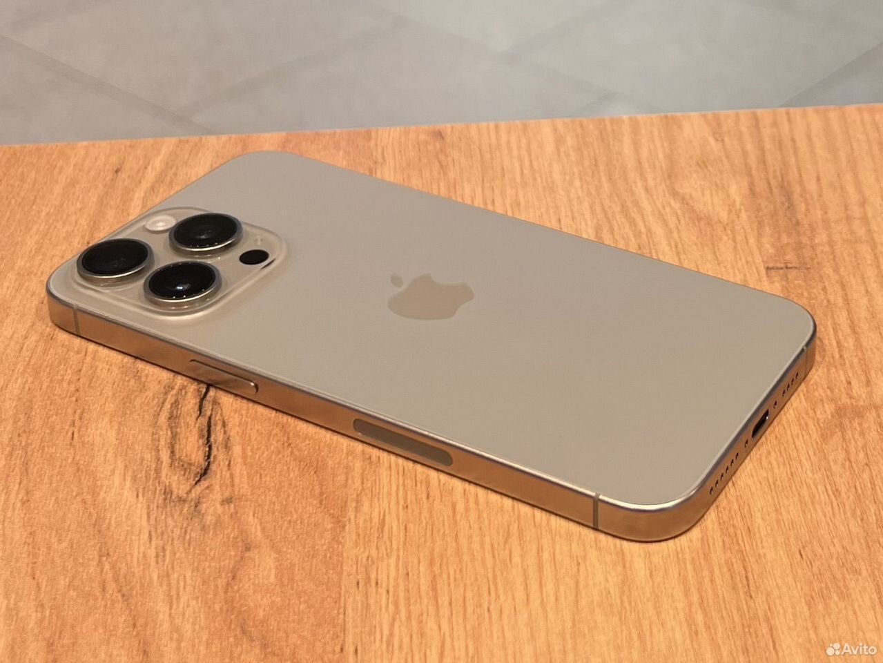 iPhone 15 Pro Max, 256 ГБ