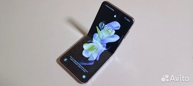 Samsung Galaxy Z Flip4, 8/256 ГБ объявление продам