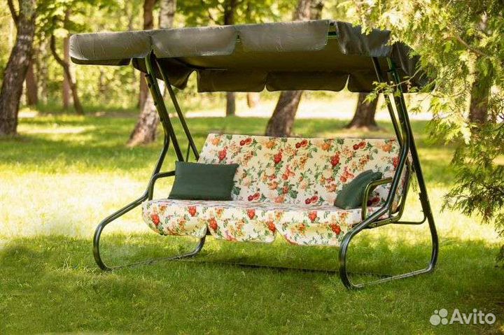 Садовые качели новые