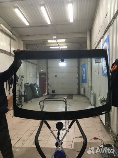 Лобовое стекло Опель Вектра Зафира Омега Корса