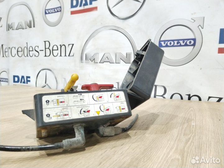 Пульт пневмо фаркопа Volvo Fh Fm 12 D13A480