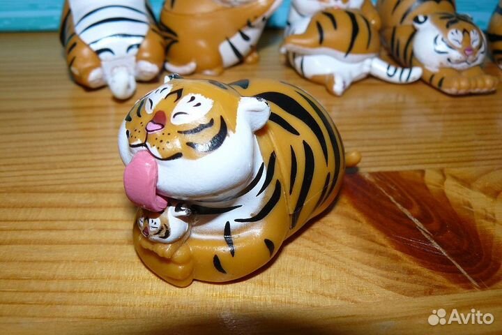 Маленькие фигурки fat tigers