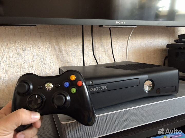 Xbox 360 Slim Прошитый + 35игр