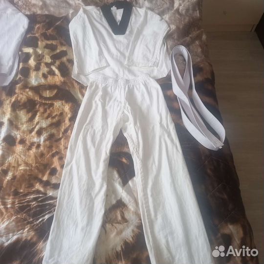 Кимоно для тэквандо