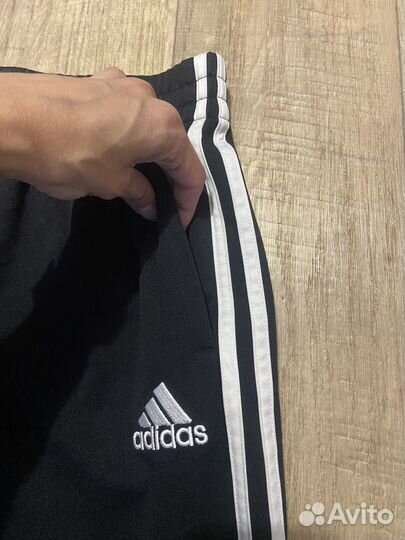 Спортивные штаны adidas