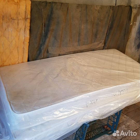 Матрасы 90 х 200 пружинный бу