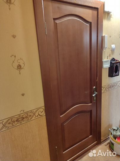 Двери межкомнатные из массива бу