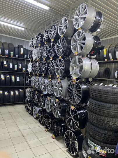 Michelin X-Ice North 4 215/65 R16 102H